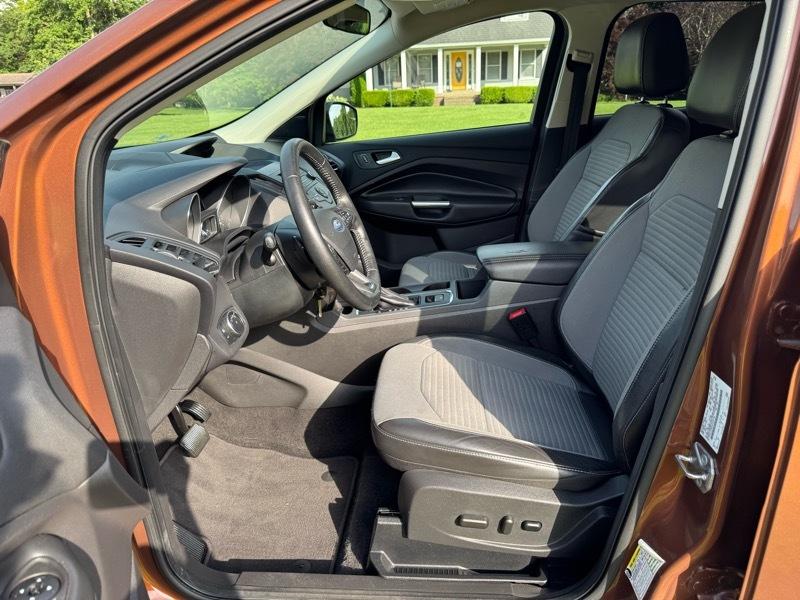 Ford Escape SE FWD 2017