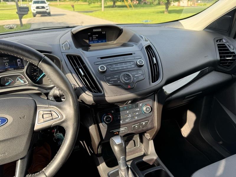 Ford Escape SE FWD 2017