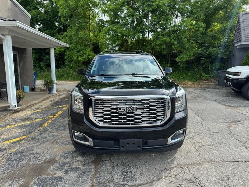 GMC Yukon Denali 4WD 2019