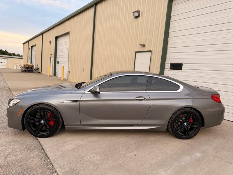 BMW 6-Series 650i Coupe 2012