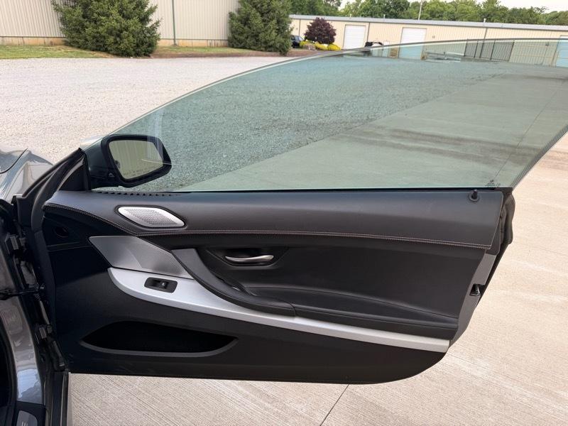 BMW 6-Series 650i Coupe 2012