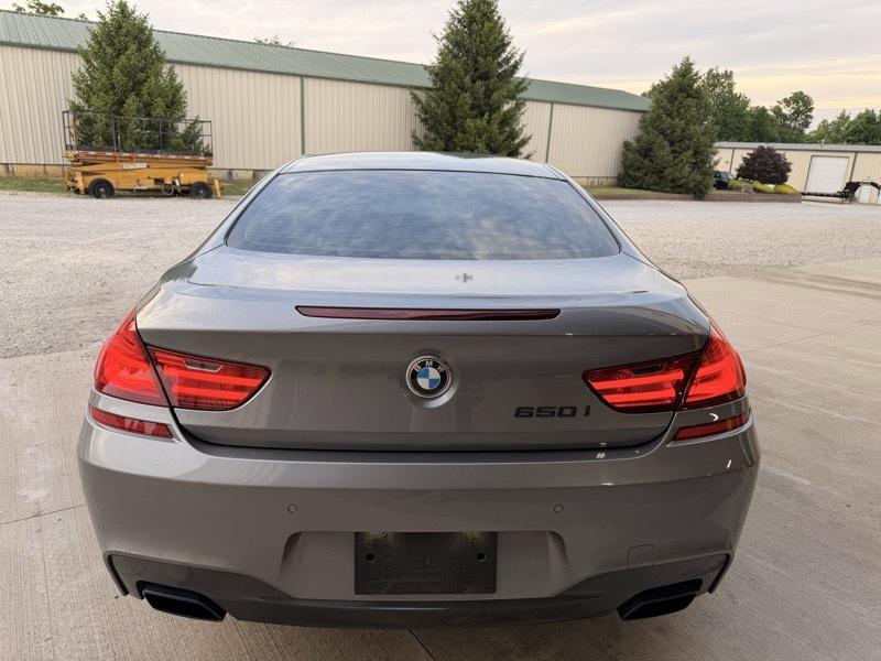 BMW 6-Series 650i Coupe 2012