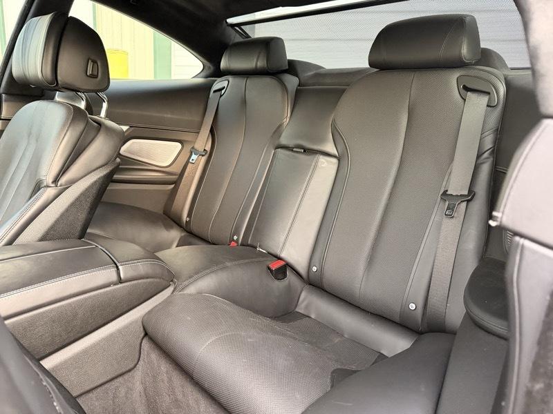 BMW 6-Series 650i Coupe 2012