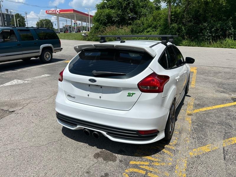 Ford Focus ST Hatch 2017