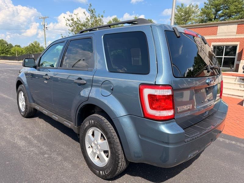 Ford Escape XLT FWD 2011