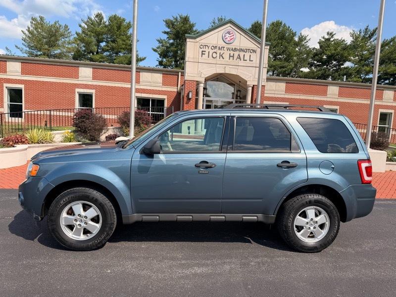 Ford Escape XLT FWD 2011