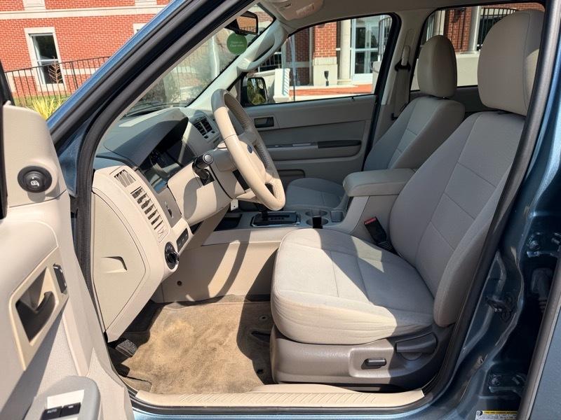 Ford Escape XLT FWD 2011