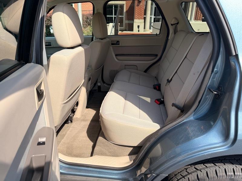 Ford Escape XLT FWD 2011