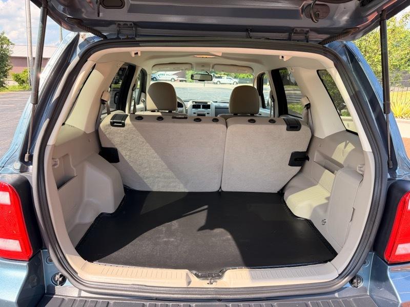 Ford Escape XLT FWD 2011