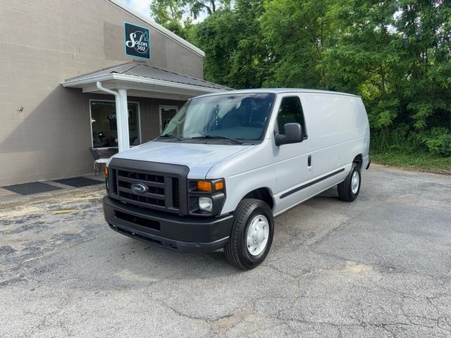 2008 Ford E-Series E-250 Cargo Van