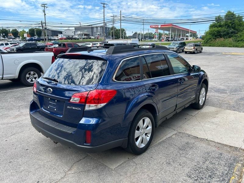 Subaru Outback 2.5i Limited 2011