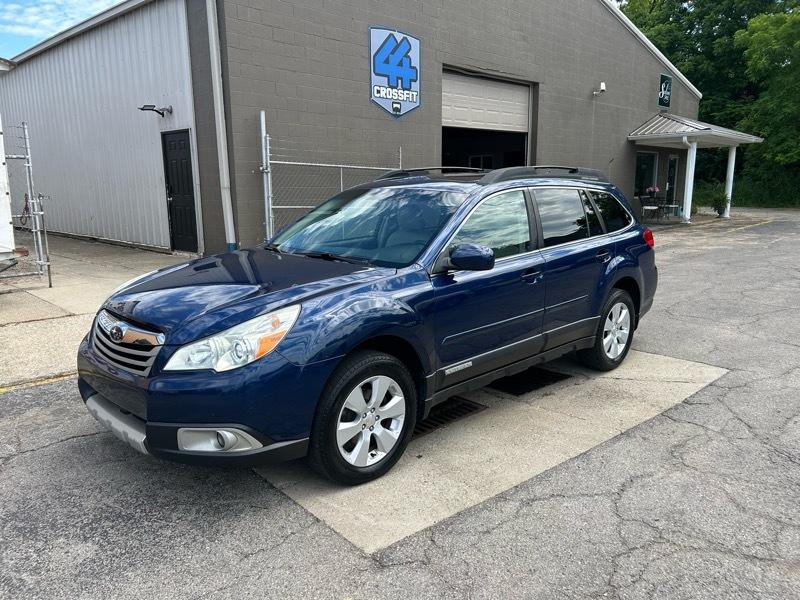 Subaru Outback 2.5i Limited 2011