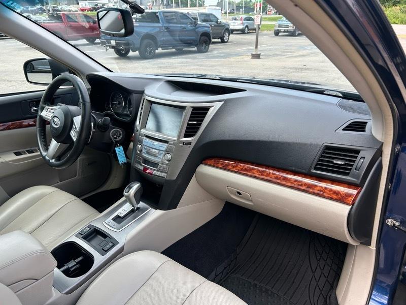 Subaru Outback 2.5i Limited 2011