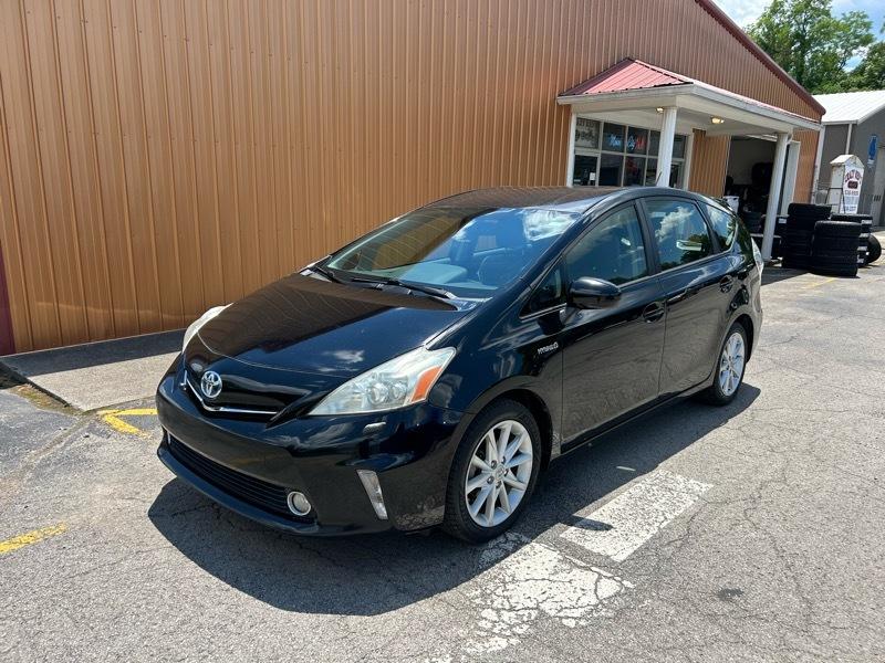 Toyota Prius V Two 2013