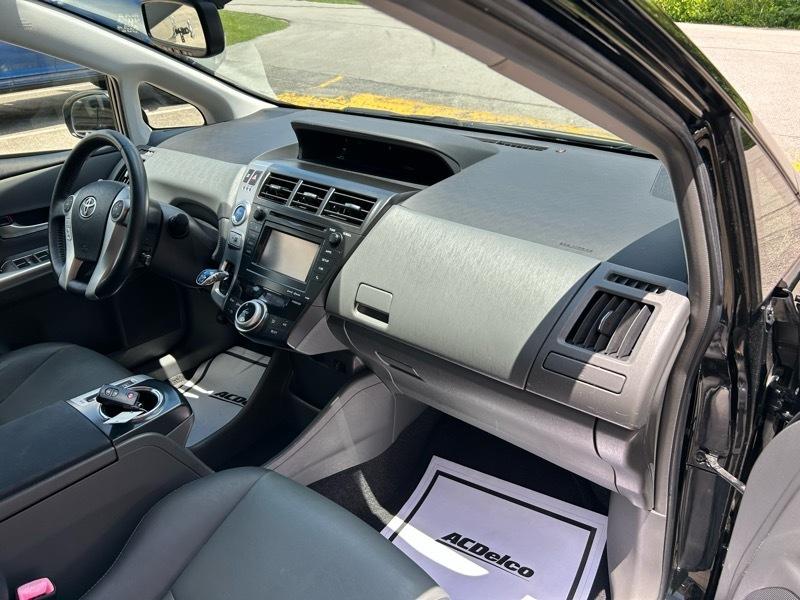 Toyota Prius V Two 2013