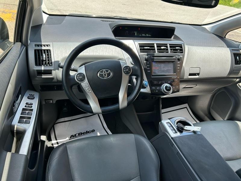 Toyota Prius V Two 2013