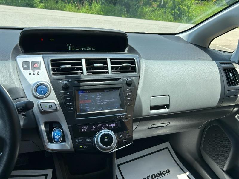 Toyota Prius V Two 2013