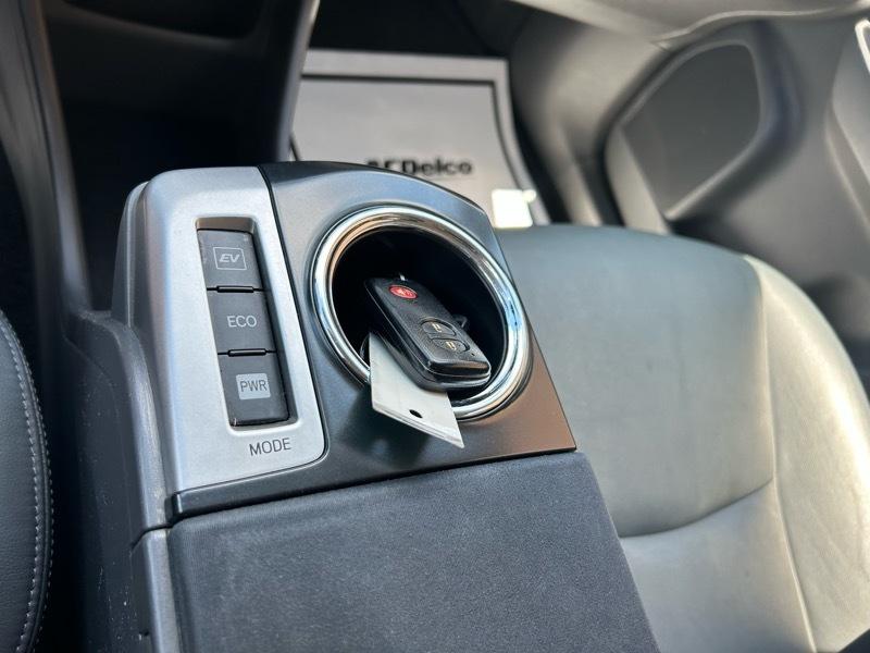 Toyota Prius V Two 2013