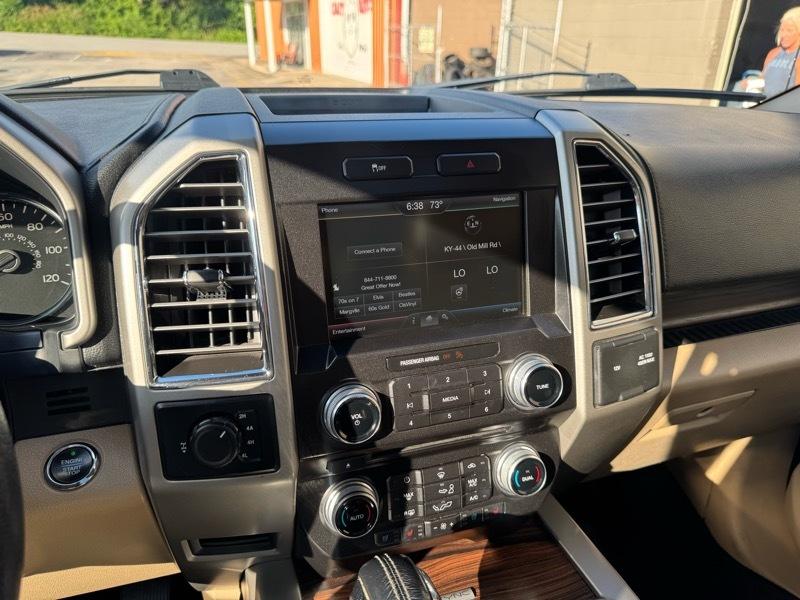Ford F-150 Lariat SuperCrew 5.5-ft. Bed 4WD 2015