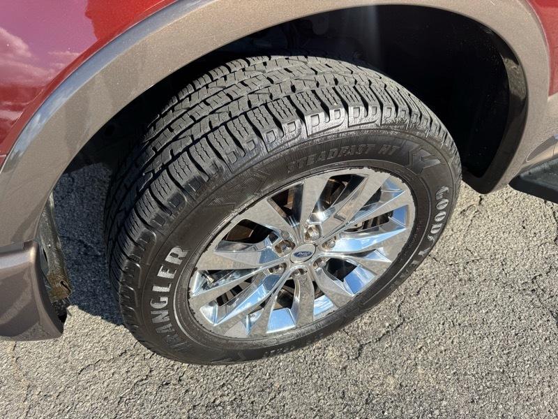 Ford F-150 Lariat SuperCrew 5.5-ft. Bed 4WD 2015