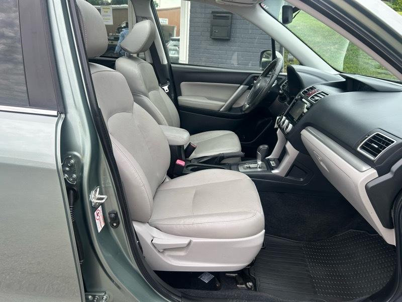 Subaru Forester 2.5i Limited 2016