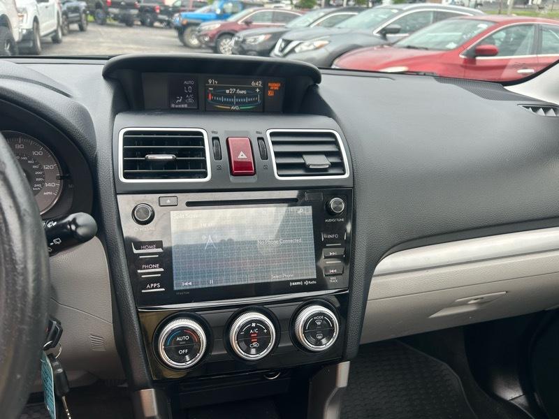 Subaru Forester 2.5i Limited 2016