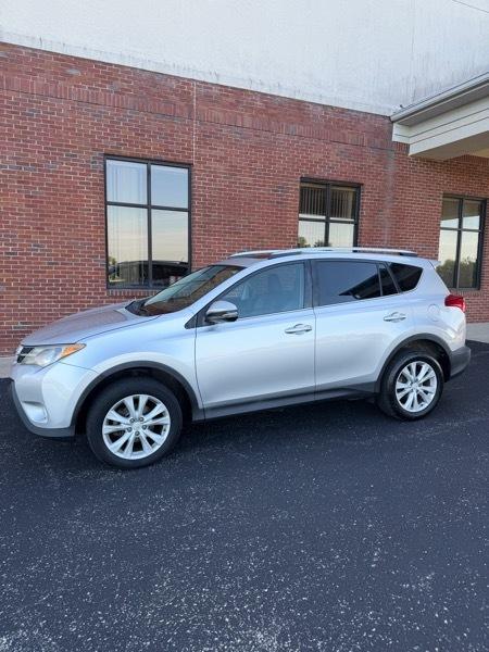 Toyota RAV4 Limited AWD 2013
