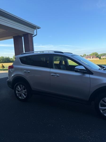 Toyota RAV4 Limited AWD 2013