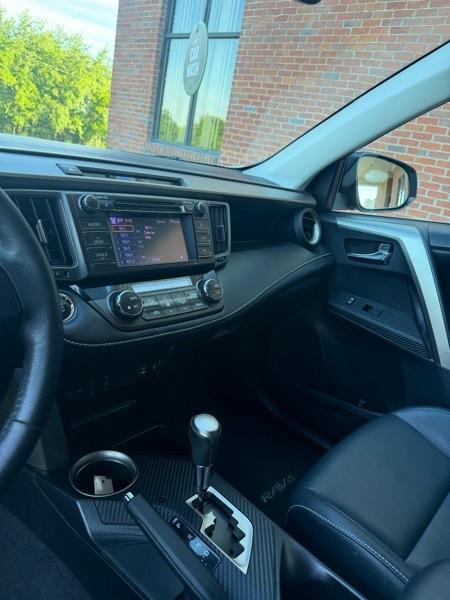Toyota RAV4 Limited AWD 2013