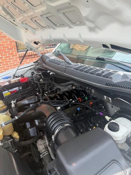 Ford F-150 2WD Reg Cab 141" XL 2019