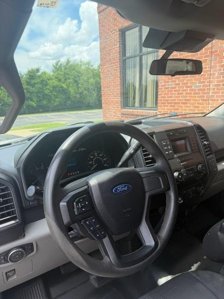 Ford F-150 2WD Reg Cab 141" XL 2019