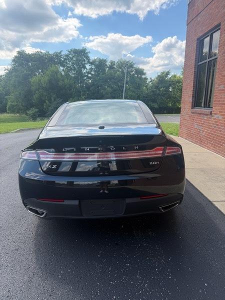 Lincoln MKZ Hybrid Sedan 2016