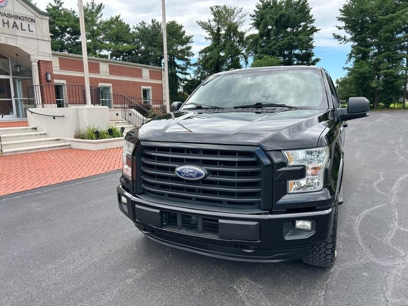 Ford F-150 XLT SuperCrew 5.5-ft. Bed 4WD 2015