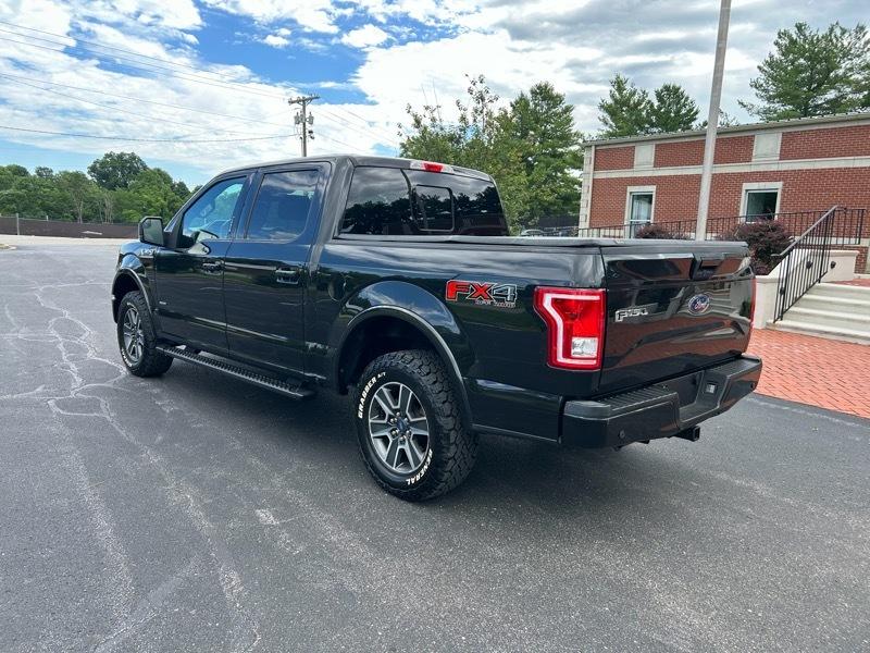Ford F-150 XLT SuperCrew 5.5-ft. Bed 4WD 2015