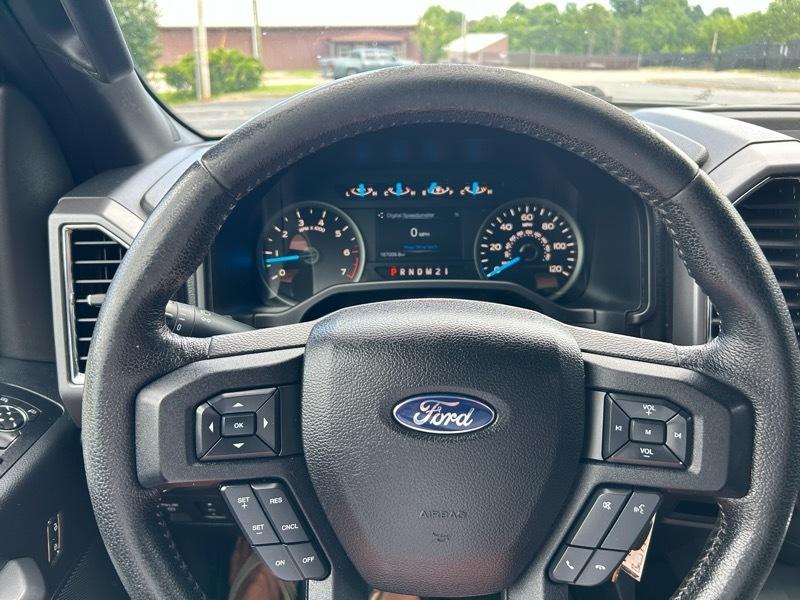 Ford F-150 XLT SuperCrew 5.5-ft. Bed 4WD 2015