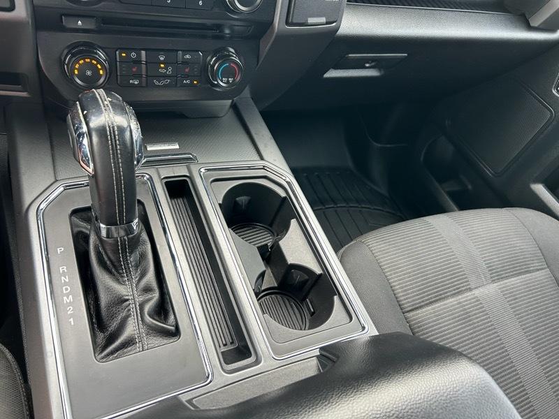 Ford F-150 XLT SuperCrew 5.5-ft. Bed 4WD 2015