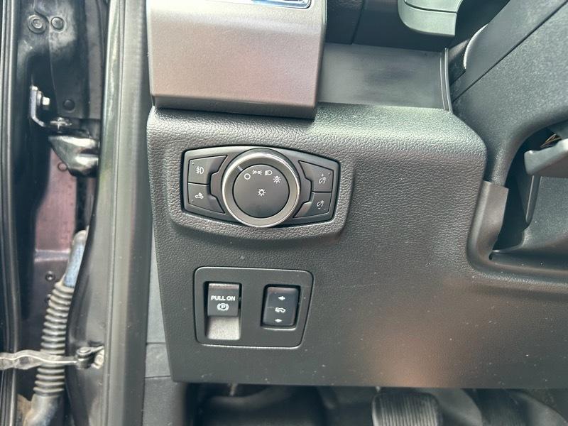 Ford F-150 XLT SuperCrew 5.5-ft. Bed 4WD 2015
