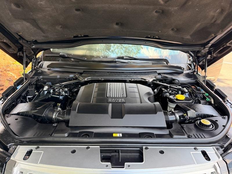 Land Rover Range Rover 5.0L V8 Supercharged 2014