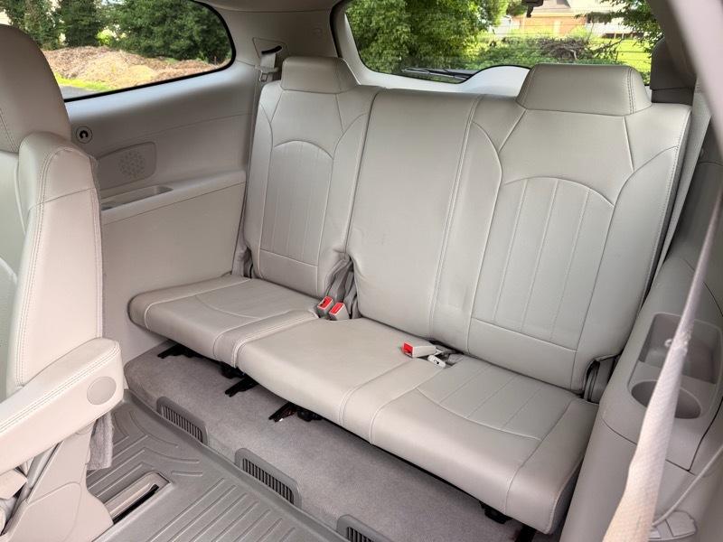 Buick Enclave Leather FWD 2016
