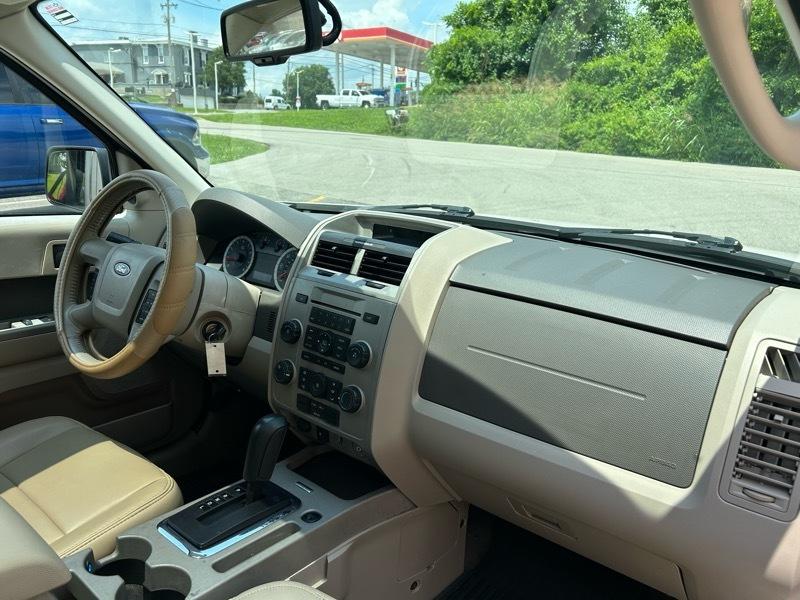 Ford Escape XLT 4WD 2010