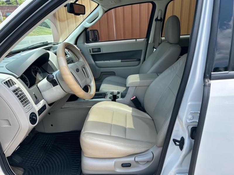 Ford Escape XLT 4WD 2010