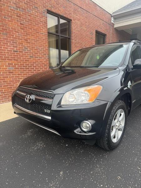 Toyota RAV4 Limited V6 2WD 2012
