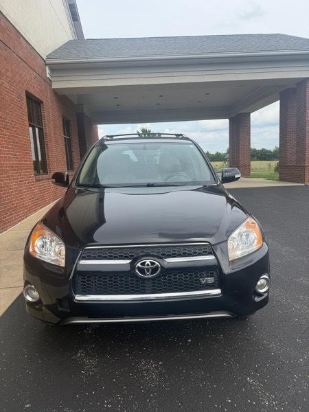 Toyota RAV4 Limited V6 2WD 2012