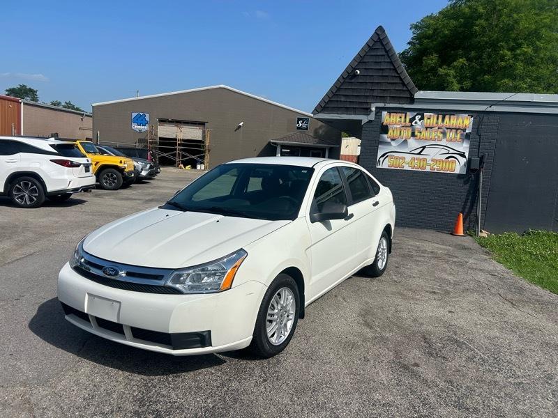Ford Focus SE Sedan 2010
