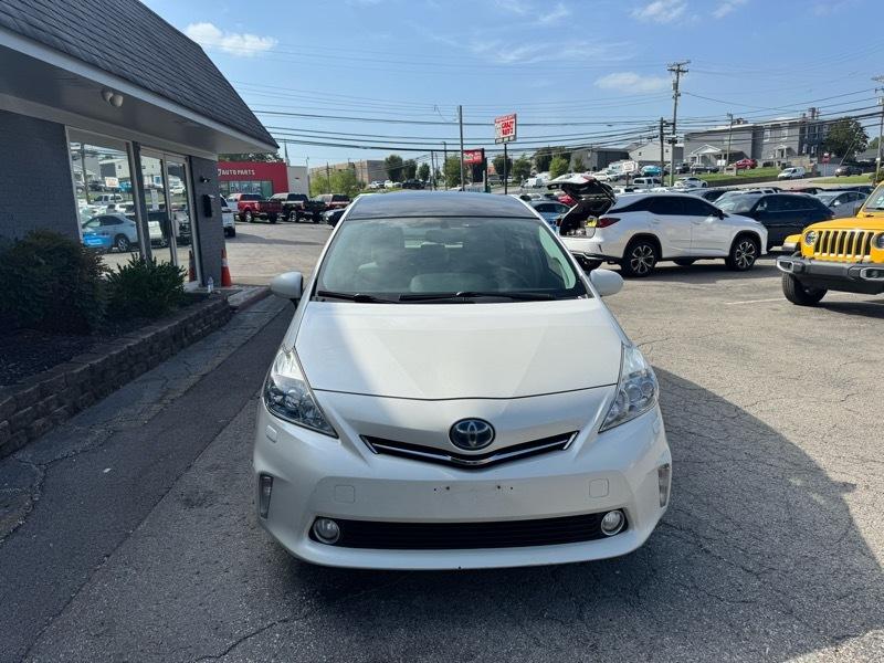 Toyota Prius V Two 2012