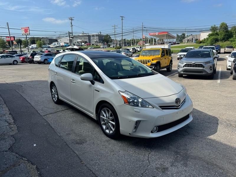 Toyota Prius V Two 2012