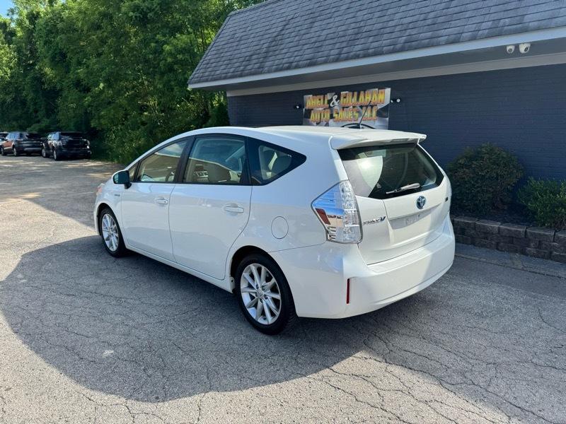 Toyota Prius V Two 2012