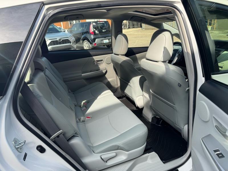 Toyota Prius V Two 2012