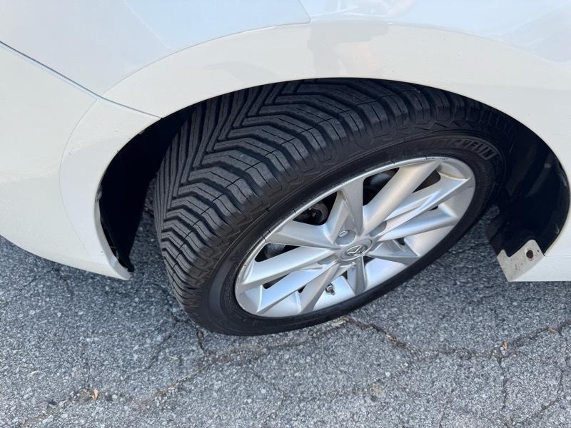 Toyota Prius V Two 2012