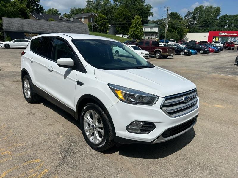 Ford Escape SE FWD 2017